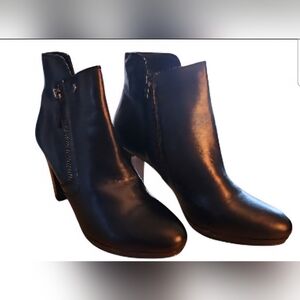 Rizzoli Minimalist Classic Chic Italian Leather Heeled Ankle Boots